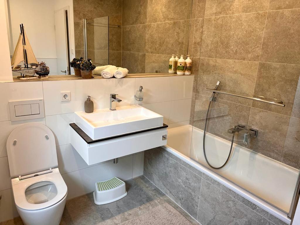 Apartments Bei Playmobil Eg,130M2,Grosse Terassen,24H Self Check-In, Free Parking Zirndorf Esterno foto