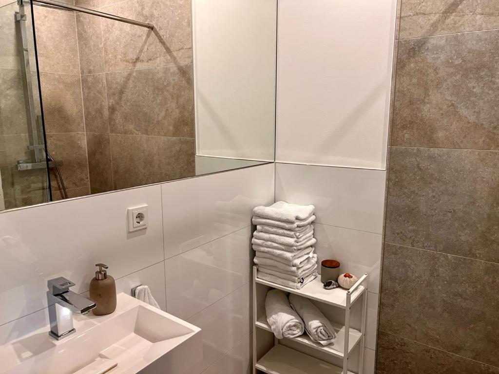 Apartments Bei Playmobil Eg,130M2,Grosse Terassen,24H Self Check-In, Free Parking Zirndorf Esterno foto
